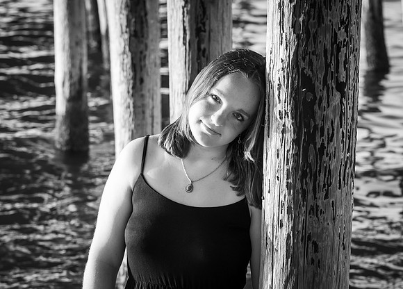 Senior Beach Photography Session in Virginia Beach, VA | Serving All Hampton Roads & Outer Banks High Schools