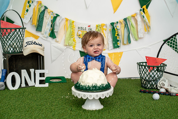 Hole In One Cake Smash